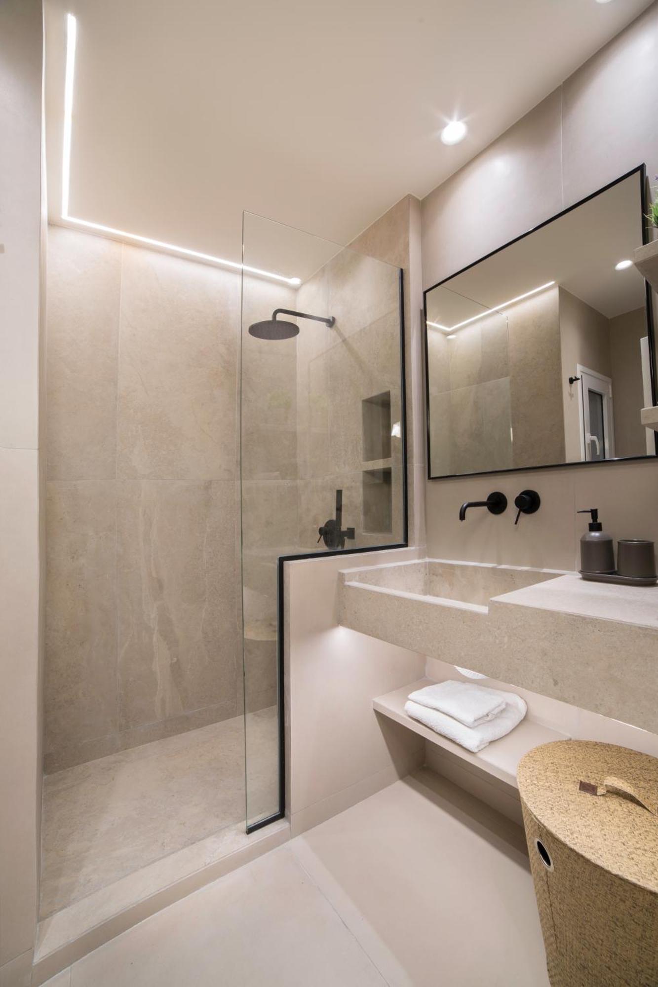 Urban Spacious Apartment Near Kallimarmaron 아테네 외부 사진